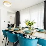 Adria Maria 2