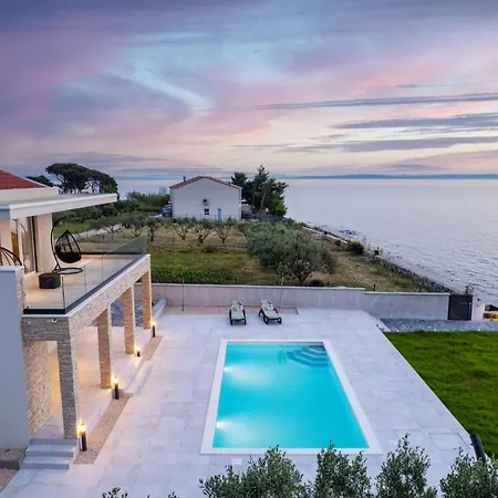 Villa Adria Maria 2 *