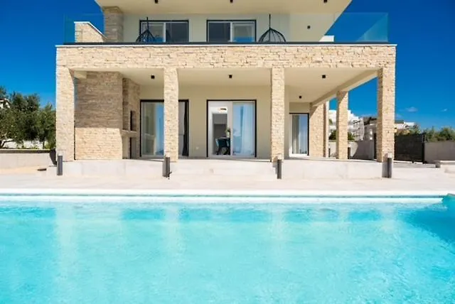 Villa Adria Maria 2 *